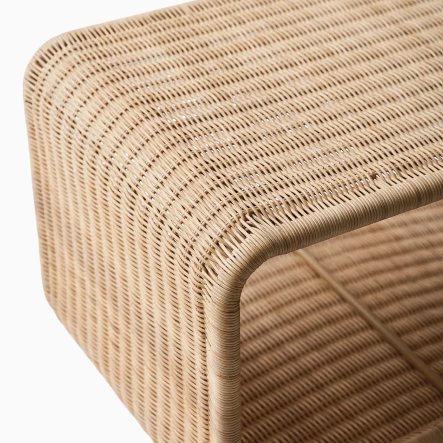 Heirloom Wicker Lounge Chair &amp; Ottoman