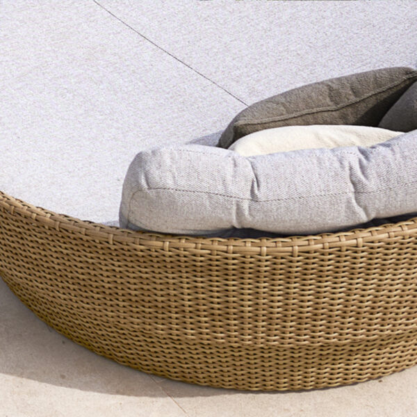 Ocean Wicker Daybed